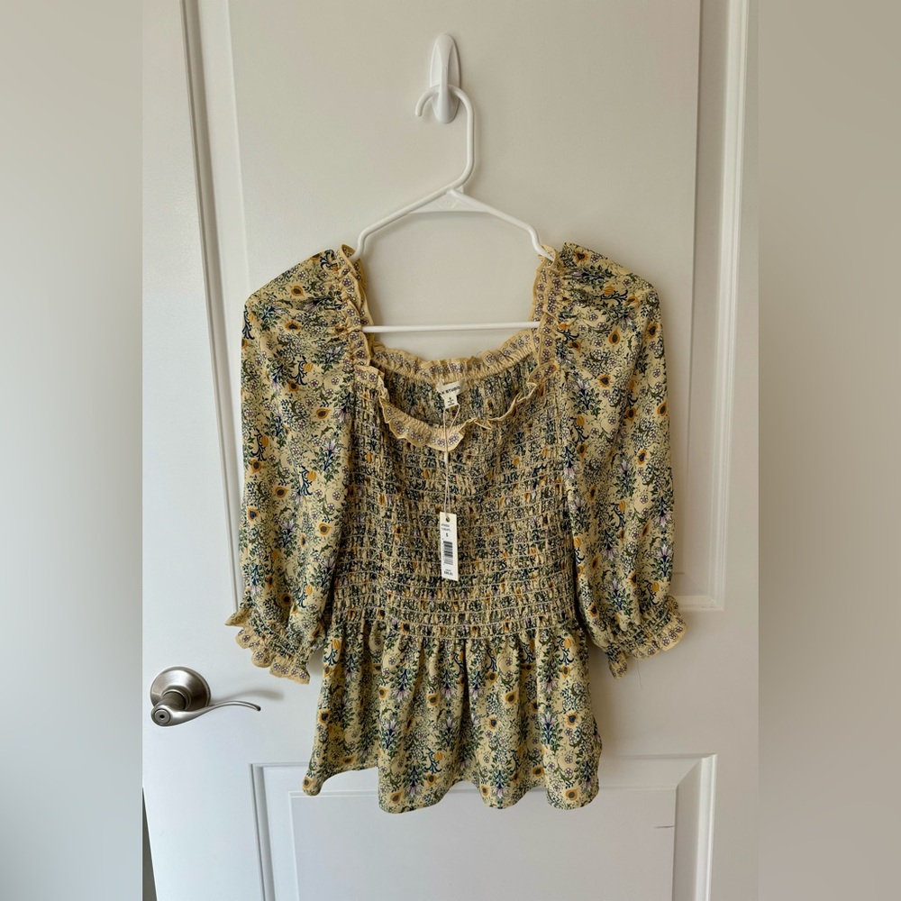 NWT Max Studio Floral Blouse